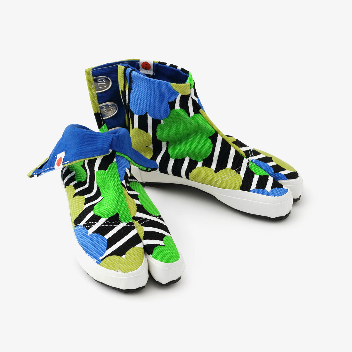 ● Split Toe Tabi Shoes for Kids / Woven Roses 2