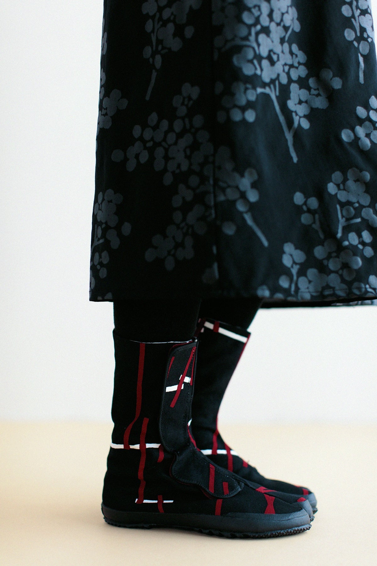Velcro Tabi Boots / Tobi