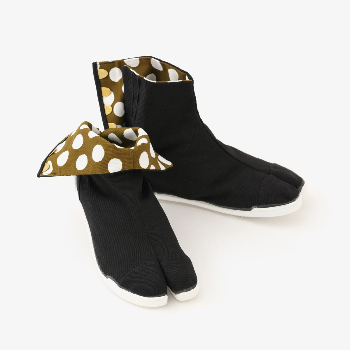 Marugo Split Toe Tabi Shoes / Black