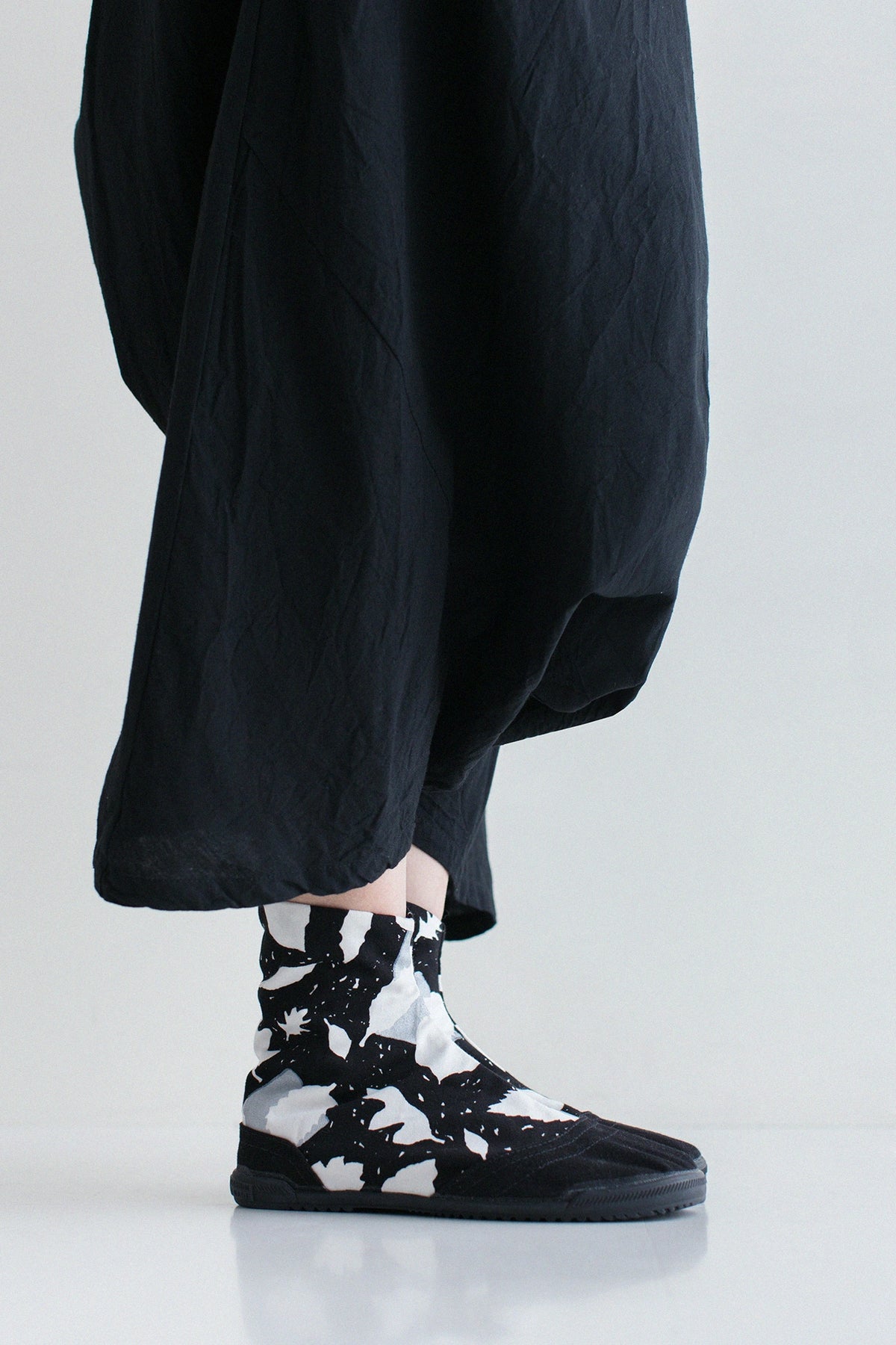 【net limited】Marugo Round Toe Tabi Shoes / Deep autumn