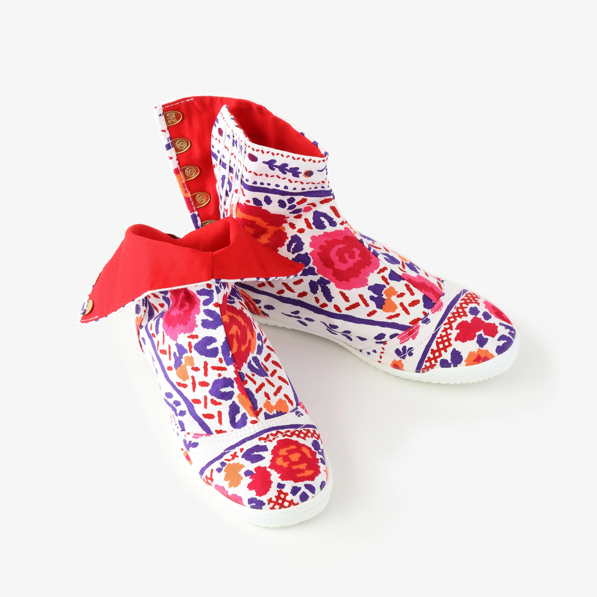 【Online】Marugo Round Toe Tabi Shoes / Eastern Europe
