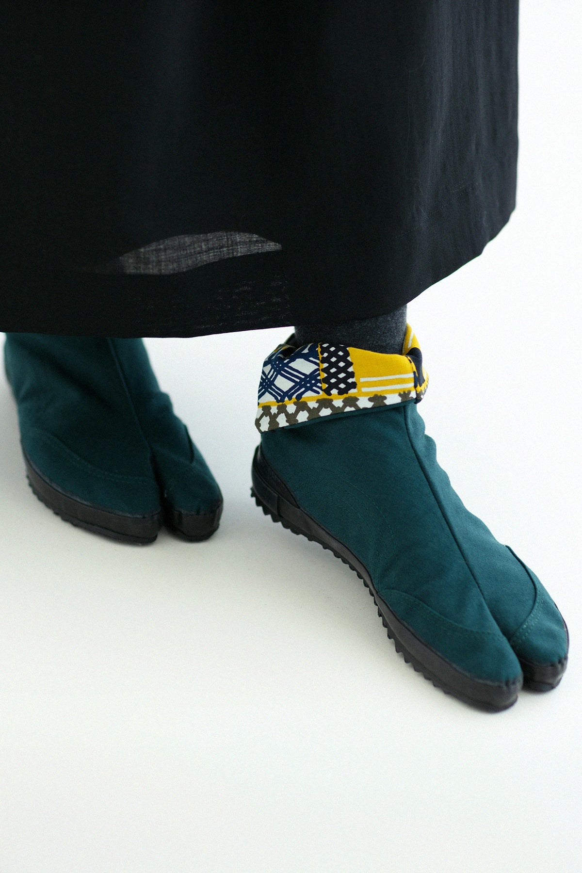 Festival Split Toe Tabi Shoes / Dark Green×Wooden Mosaic