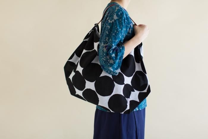 知多木綿 20/20 小巾折 穏(こはばおり おだやか)/おはじき大 濡羽色(ぬればいろ)×つくも