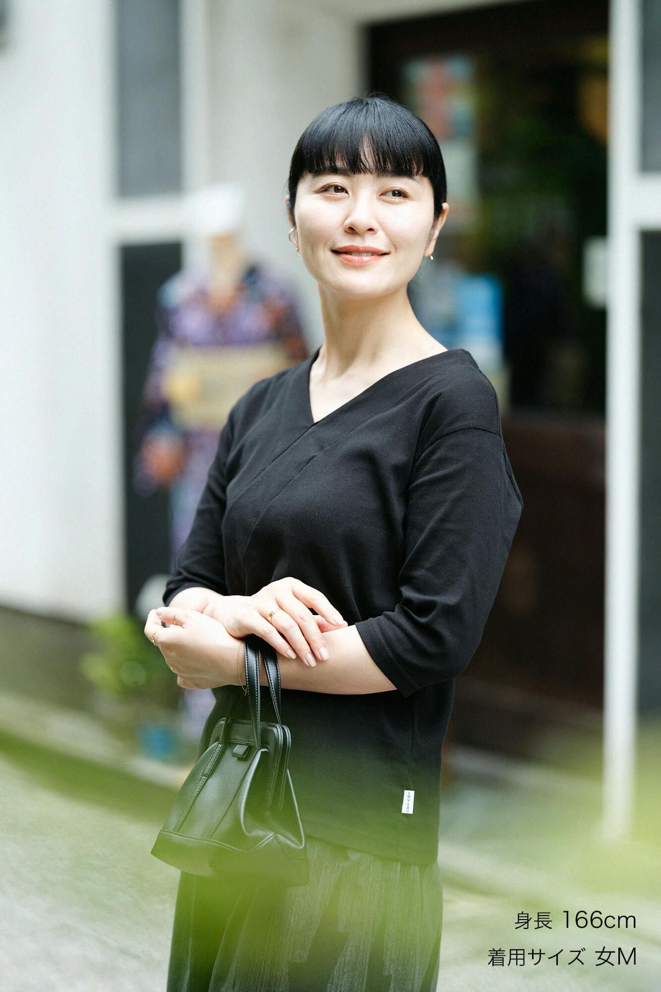 高島縮棉 40/40 V領上衣 六分袖/黑色