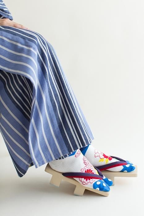 Sous Tabi Choques (longueur) / fan (pour les hommes et les femmes)