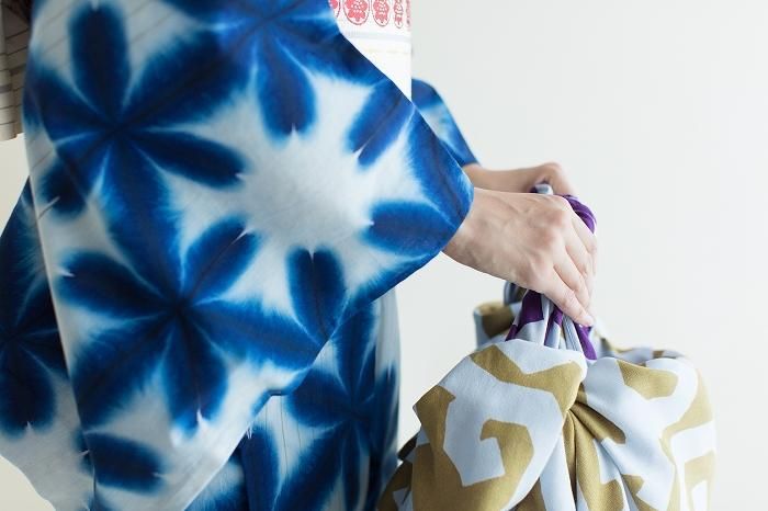SOU・SOU ×Arakawa Masujiro Reversible Furoshiki (Large) / Goemon Violet×Yellow