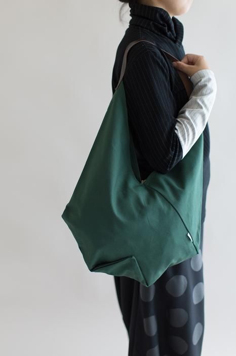 一切袋 穏(いっさいぶくろ おだやか)/木賊色(とくさいろ)