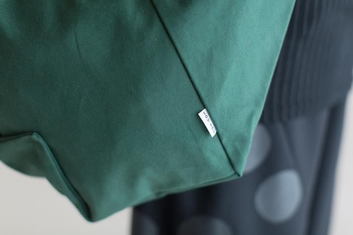 一切袋 穏(いっさいぶくろ おだやか)/木賊色(とくさいろ)