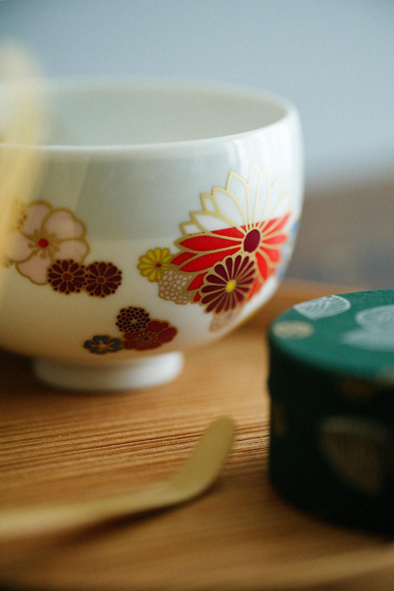Uji Matcha and Ippuku Bowl Set / Gold Damask