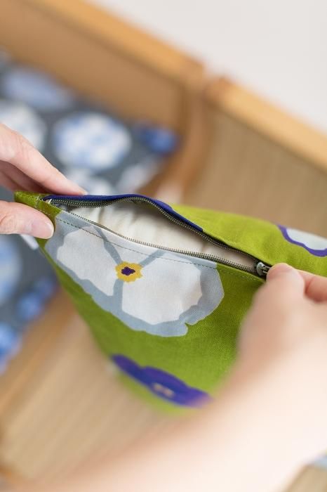 平織り21番手 クッション(座布団)カバー/三色すみれ【※お届けに約3週間】