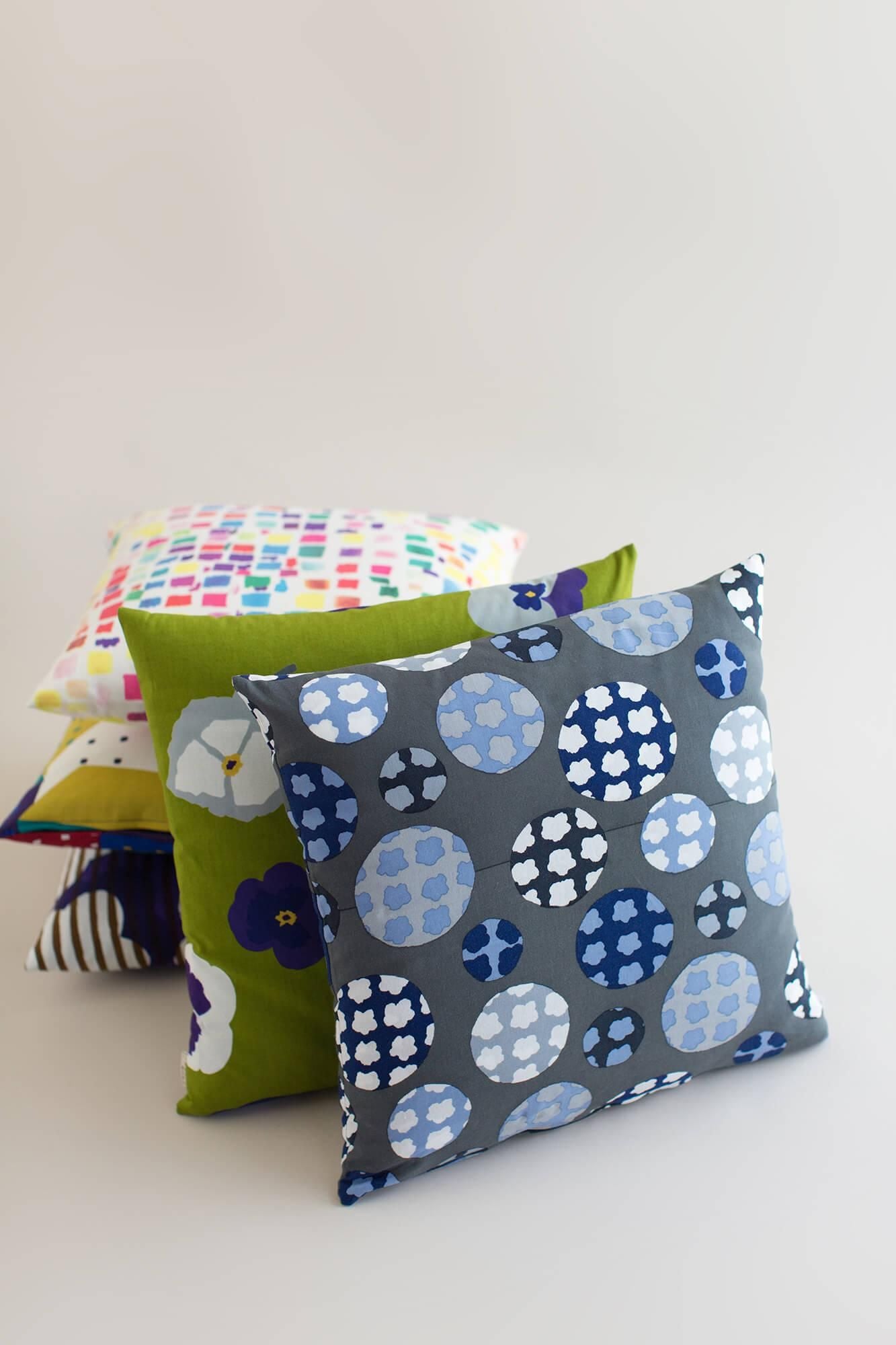 平織り21番手 クッション(座布団)カバー/ほんのり【※お届けに約3週間】