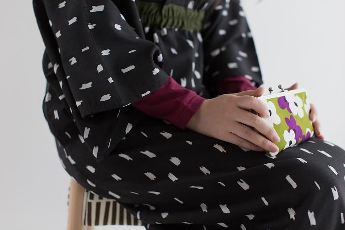 No.12 Canvas Soft Gamaguchi Clasp Purse (Horizontal) / Layered-flowers Yellowish Green