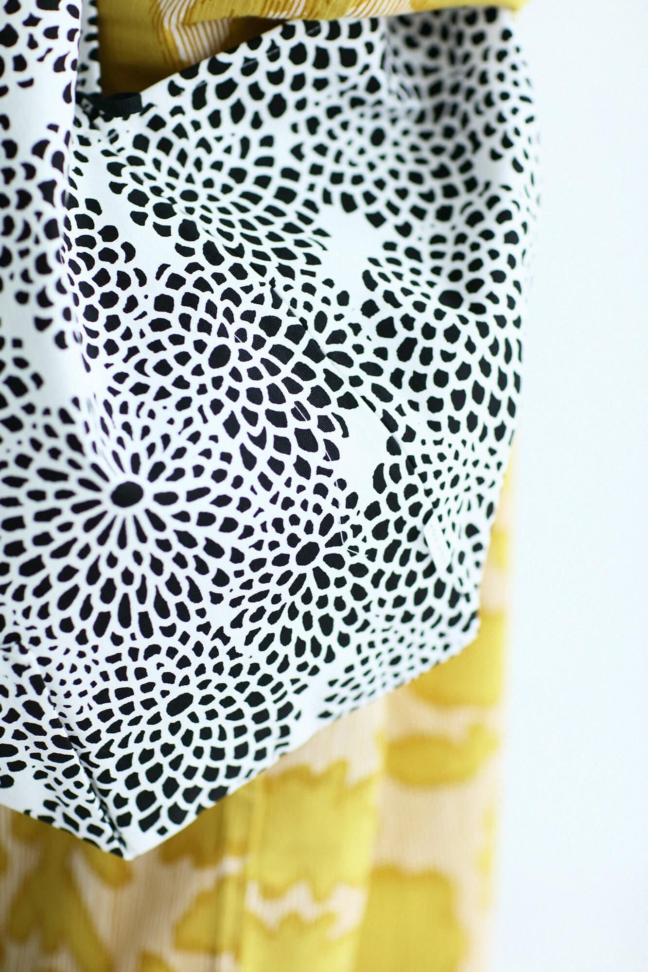 一切袋 穏(いっさいぶくろ おだやか)/菊づくし 逆光(ぎゃっこう)