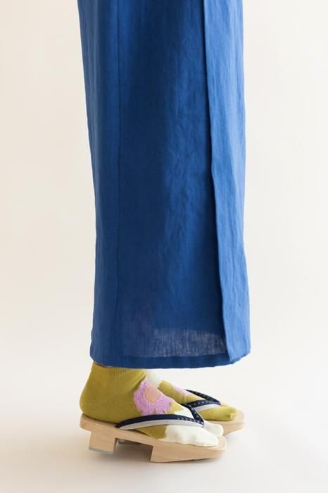 在塔比(Acro长度) /牡丹(男女)下