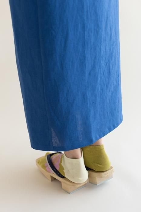 在塔比(Acro长度) /牡丹(男女)下