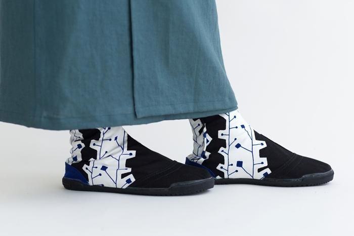 【net limited】Marugo Round Toe Tabi Shoes / Cold Dew