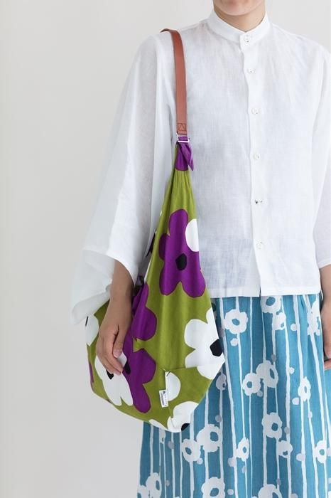 皮一寸(ひいき) 長(なが)/憲法色(けんぽういろ)