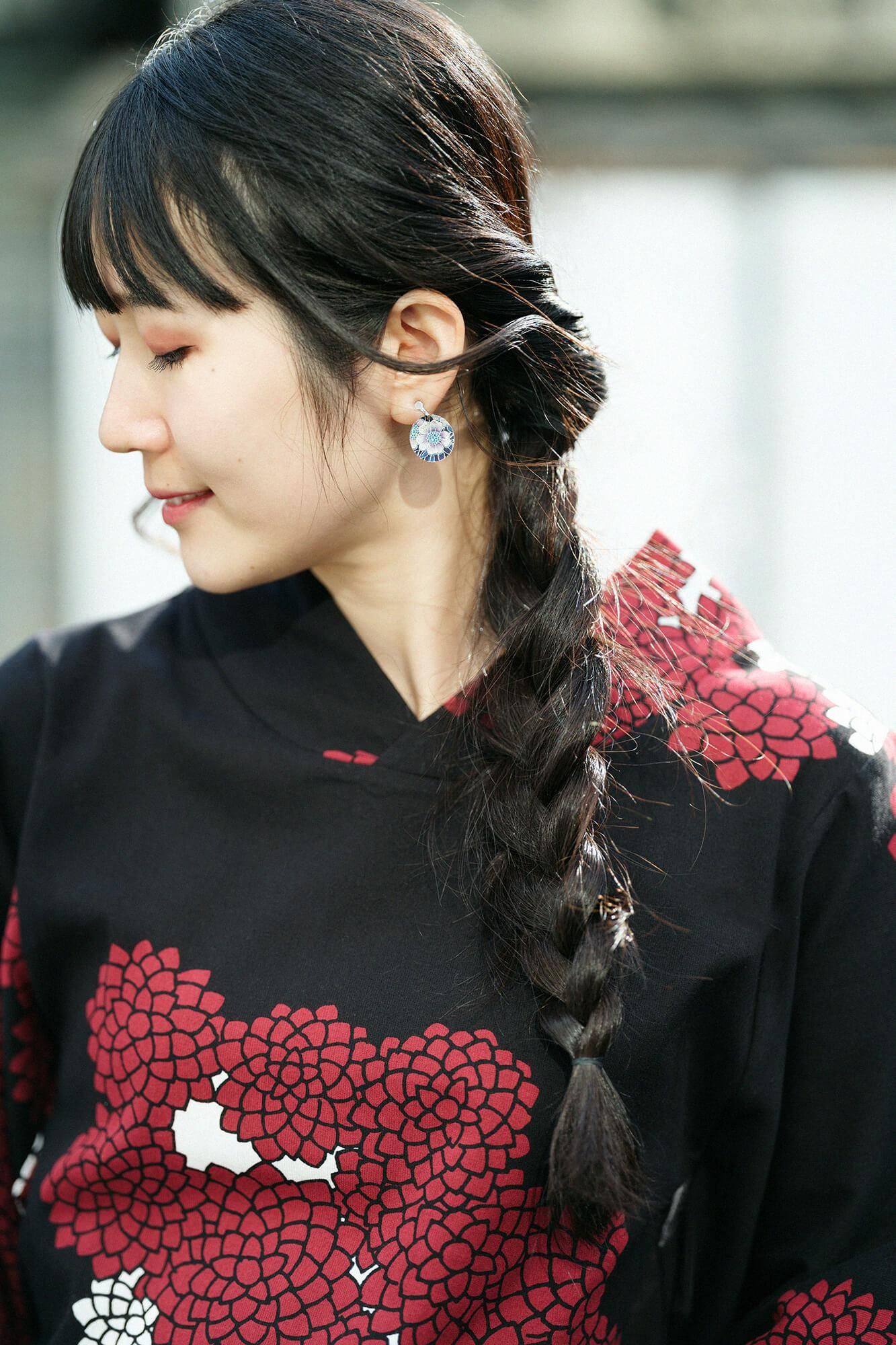 Chizimi Cotton 40/40 Kimono Collar Top / Chrysanthemum in Clouds