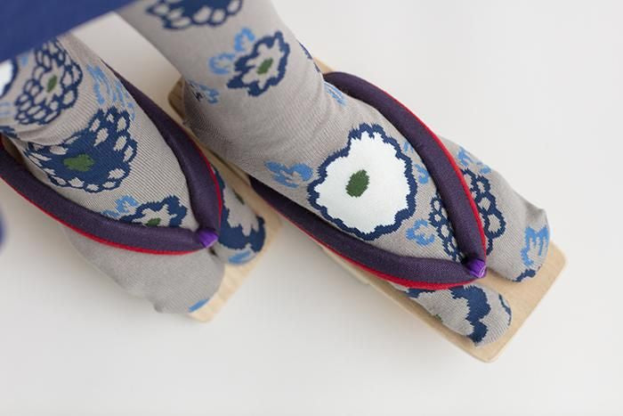 Tabi Socks (Mid-calf)/Sunny Day with Chrysanthemum Greenish Grey【Men・Women】