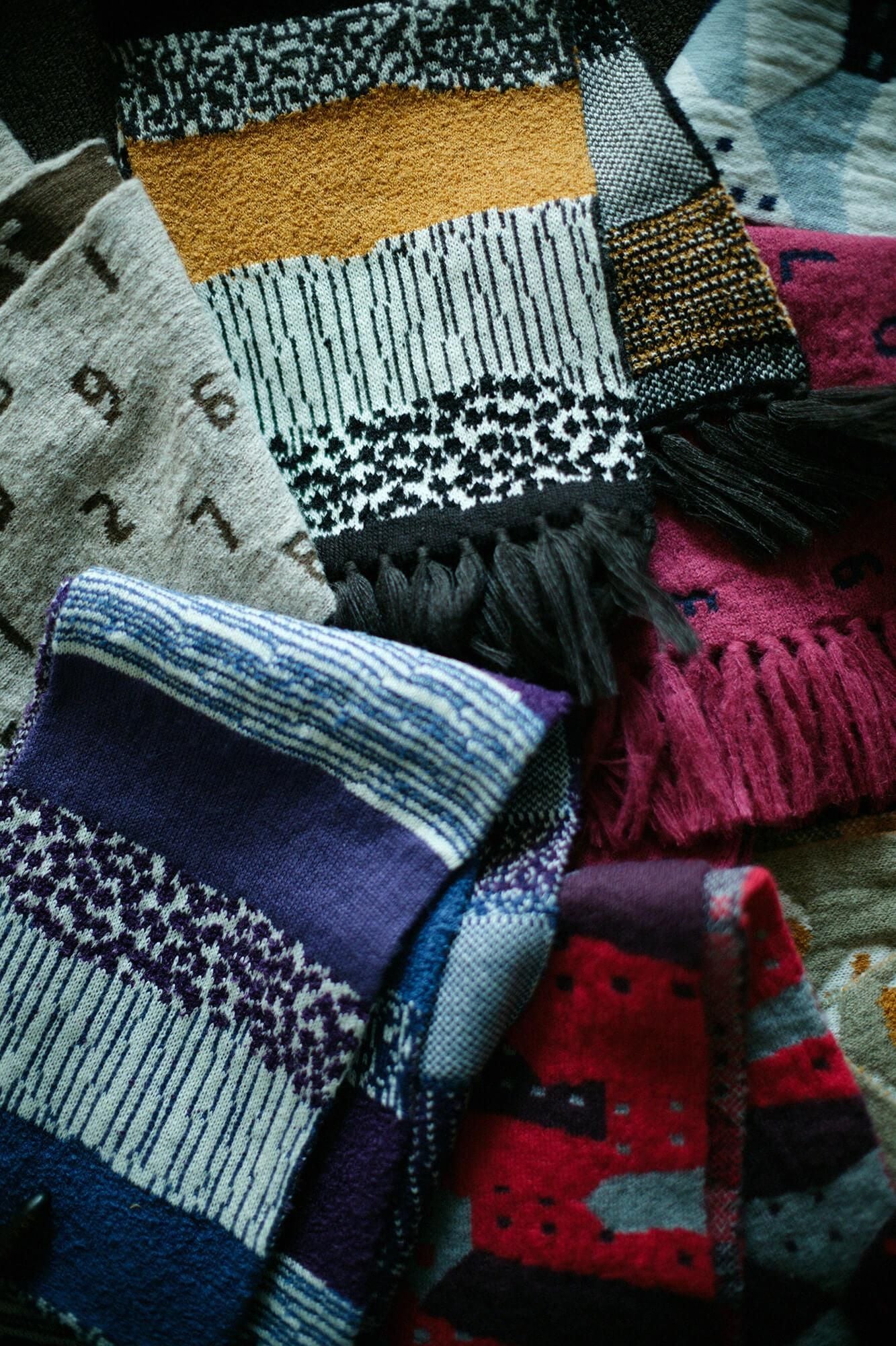 SOU・SOU×MOONBAT Knitted Collar Scarf / Higashiyama Purple