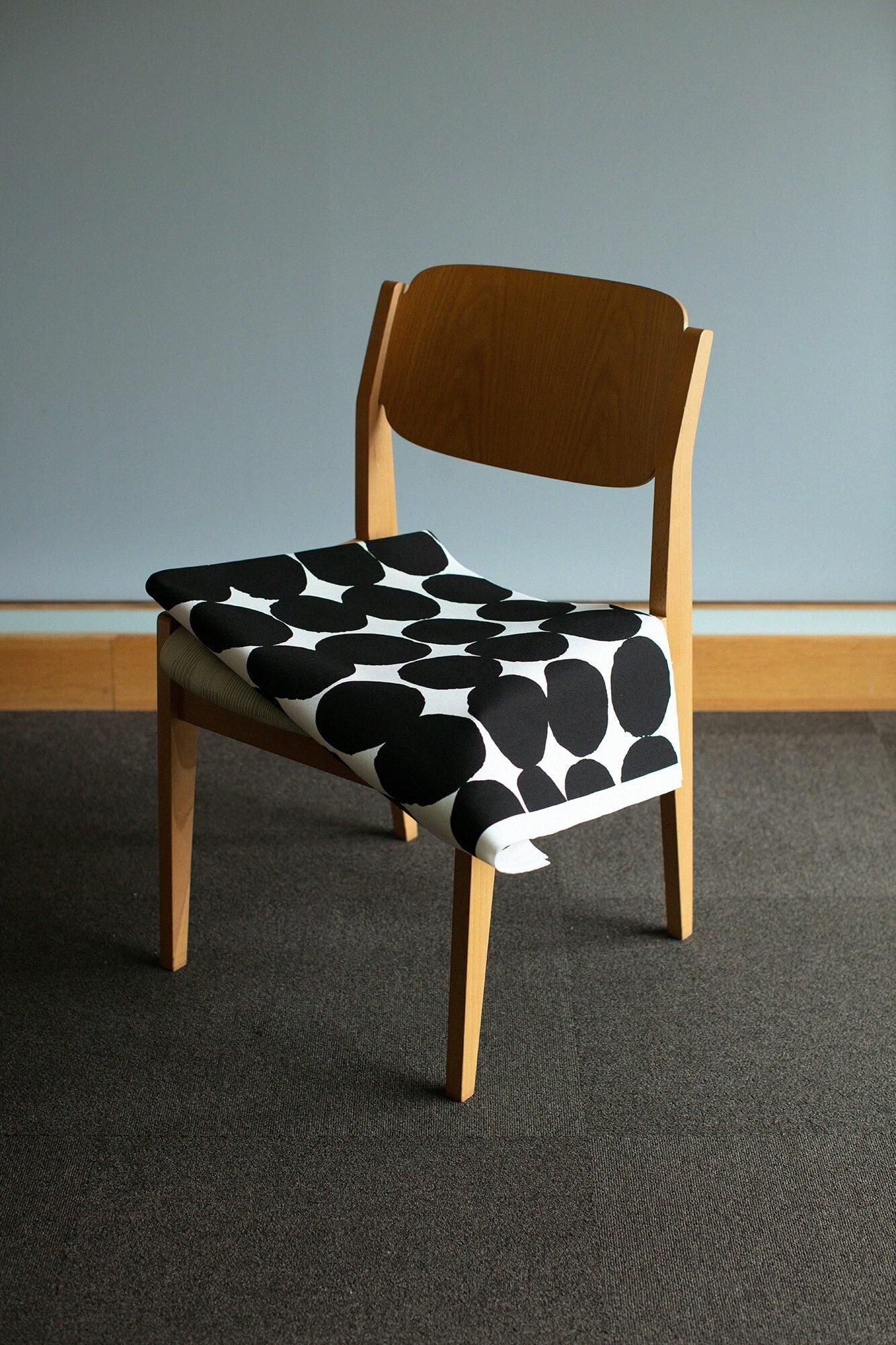 SOU・SOU×Tendo Mokko Small Chair/Marbles White×Black【※Delivery in 1.5 months】