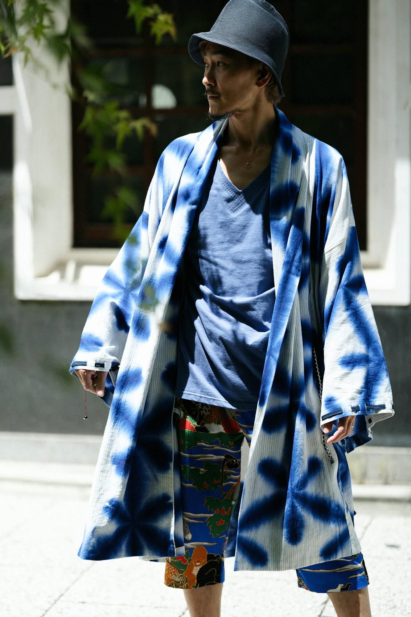 鼎 V領 短袖上衣/ 灰藍色