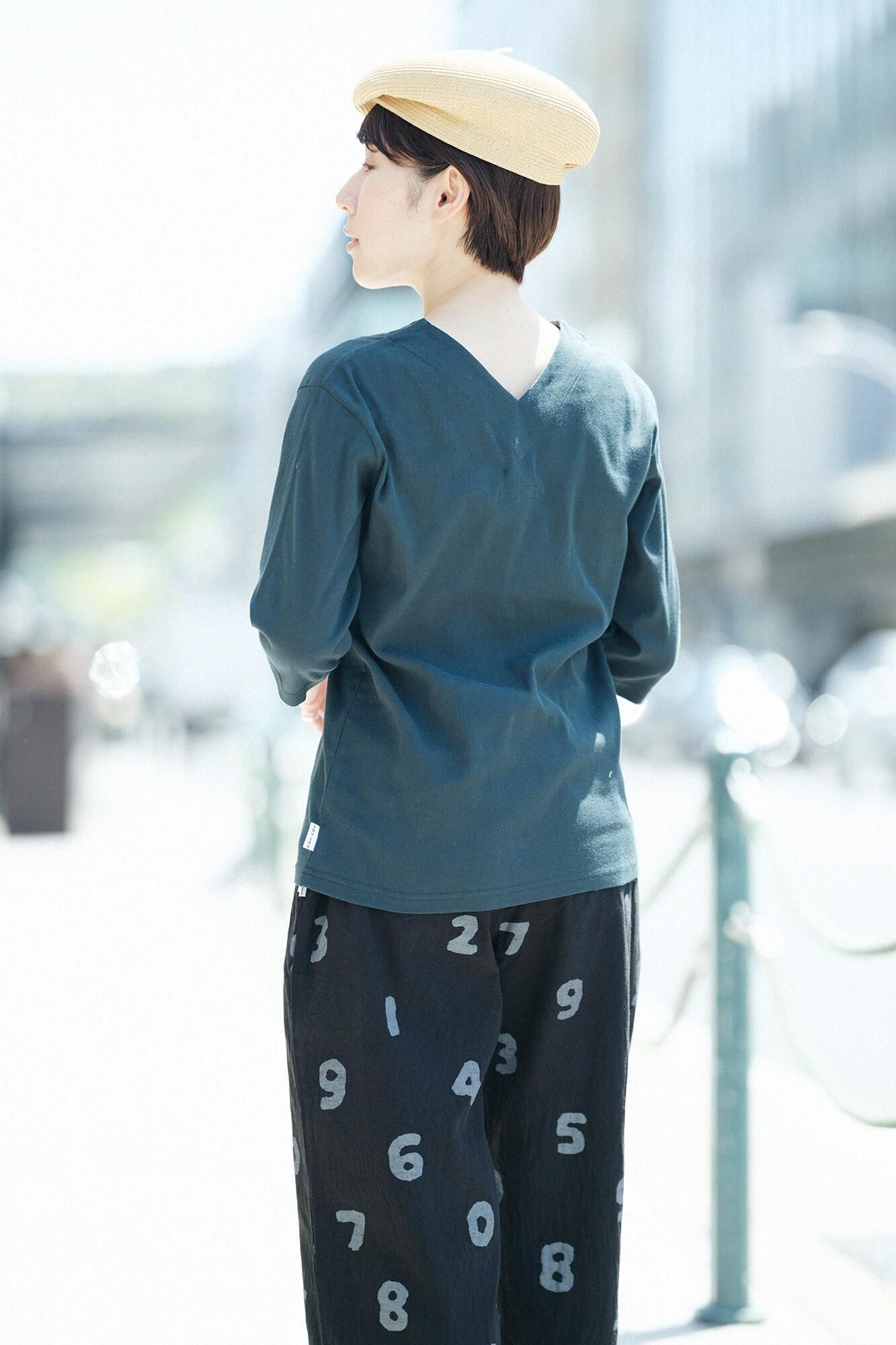 Chizimi Cotton 40/40 V-neck Shirt Elbow Length Sleeve / Dark Green