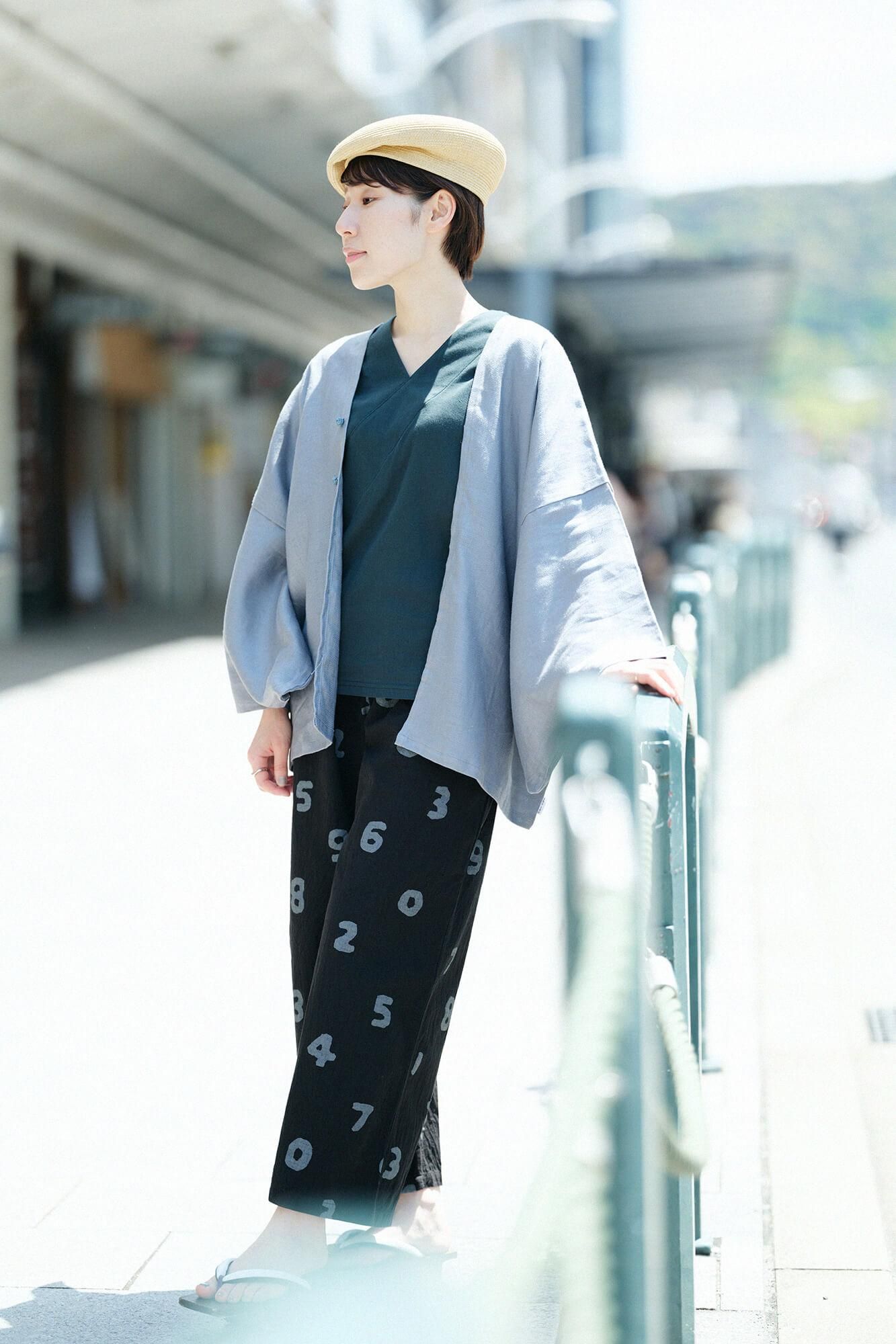 Chizimi Cotton 40/40 V-neck Shirt Elbow Length Sleeve / Dark Green