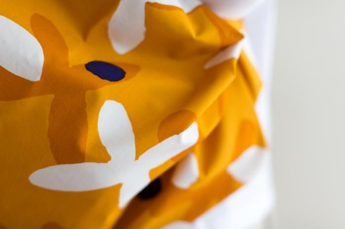 Furoshiki imprimé à la main (Grand) / Suzushiro Grass and Shadow Large (Suzushiro Sokage Dai)