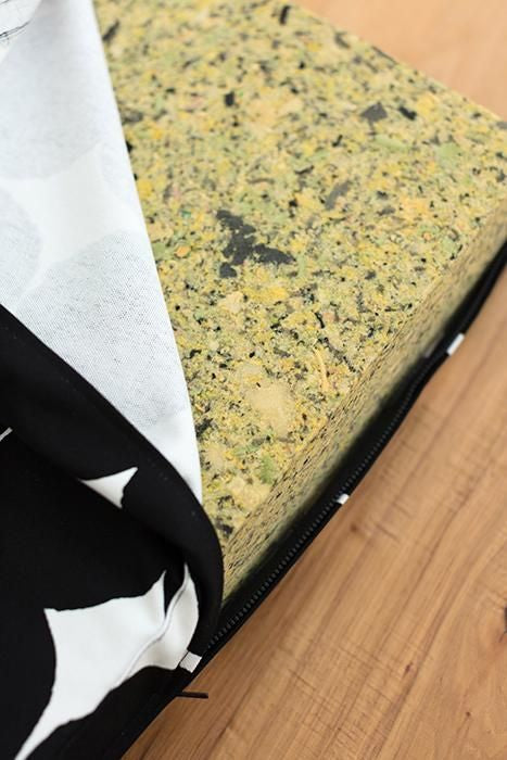 Box Cushion/Marbles White×Black【※Delivery in 3 weeks】