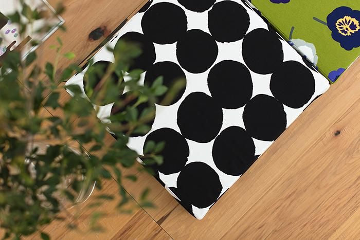 Box Cushion/Marbles White×Black【※Delivery in 3 weeks】