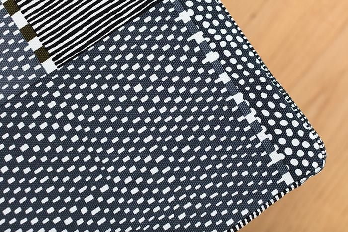 箱座布団/間がさね 墨色(すみいろ)【※お届けに約3週間】