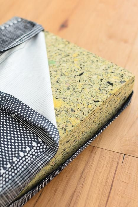 箱座布団/間がさね 墨色(すみいろ)【※お届けに約3週間】