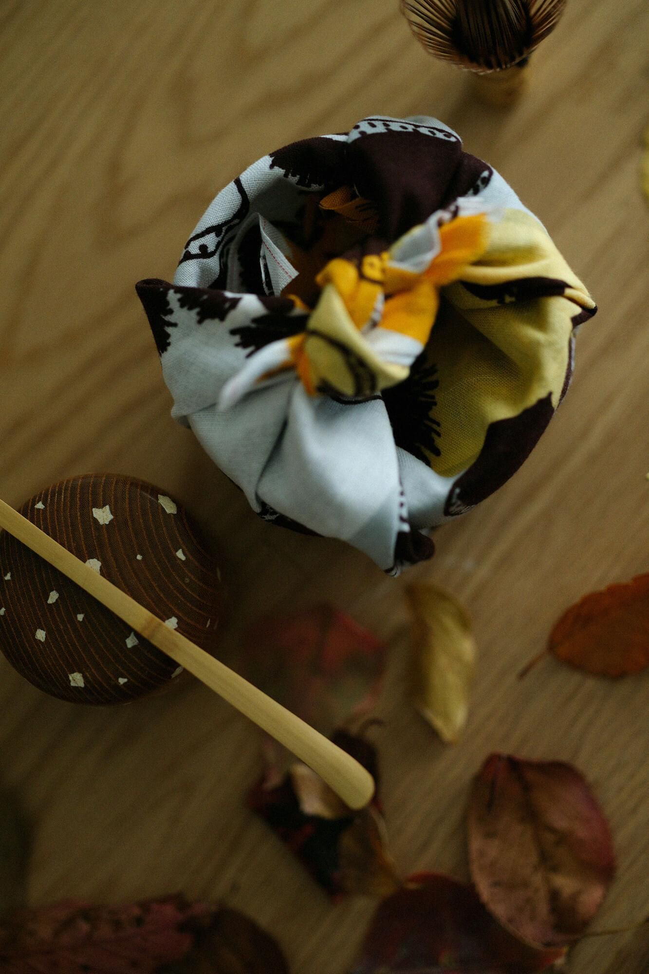 Isemomen Cotton Textile Handkerchief / Nutting