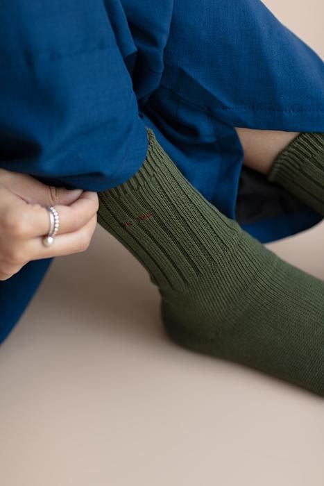 Rip Knit Tabi Socks (Mid-calf)/Olive Green【Men・Women】
