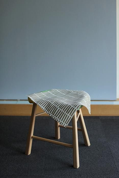 SOU・SOU×Coccole Craftool Stool/Wooden Clappers Sand Color【※Delivery in 1~3 months】