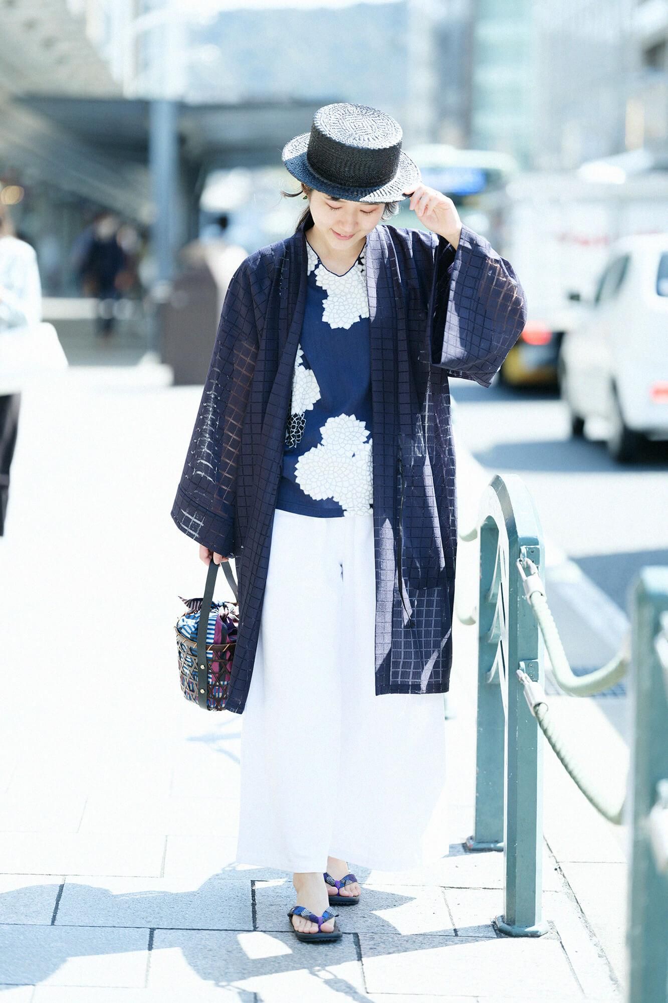 草履あさぶら 烏表/菊づくし 夜来(よごろ)