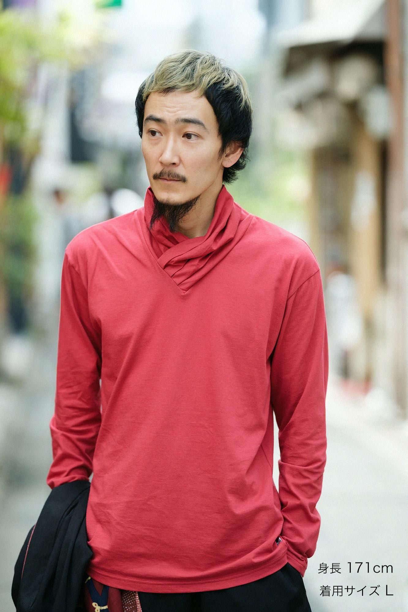 Turtle Neck Shirt / Red
