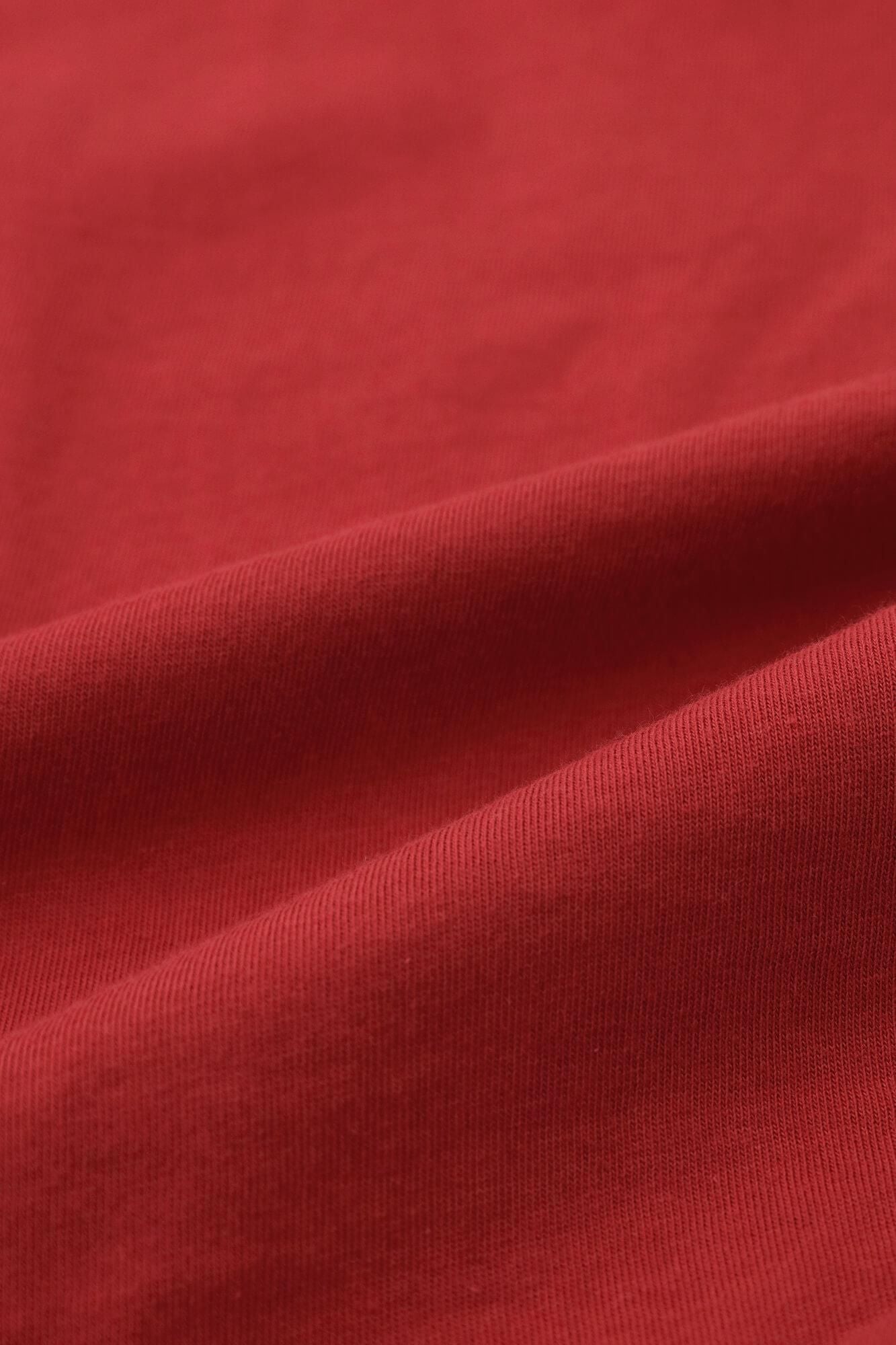 Turtle Neck Shirt / Red