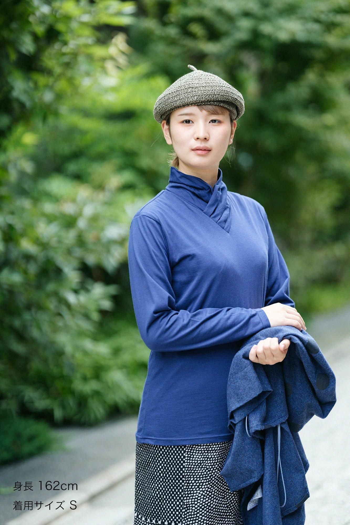 Col cache-cœur/bleu foncé