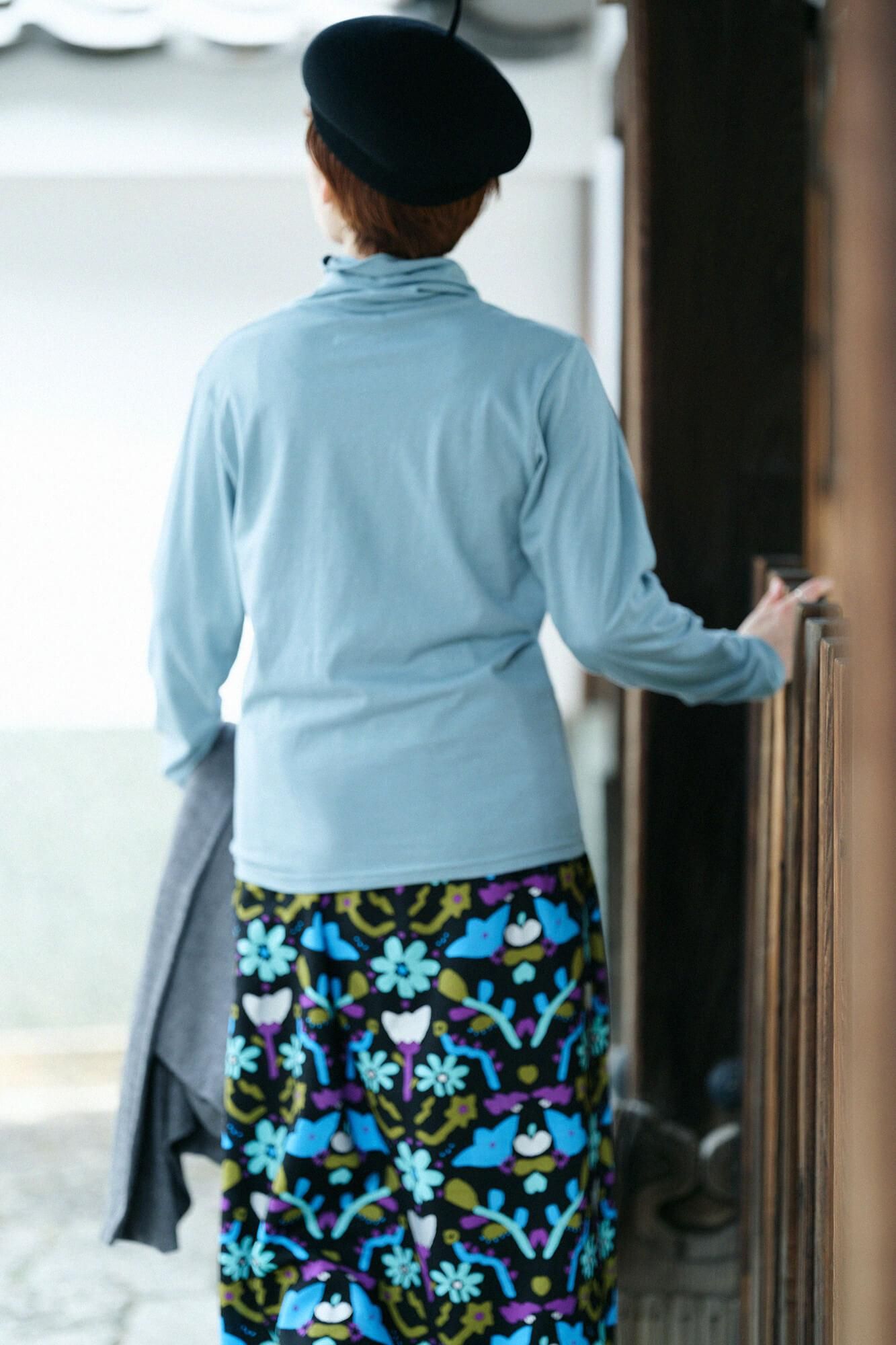 高領上衣/淺藍色