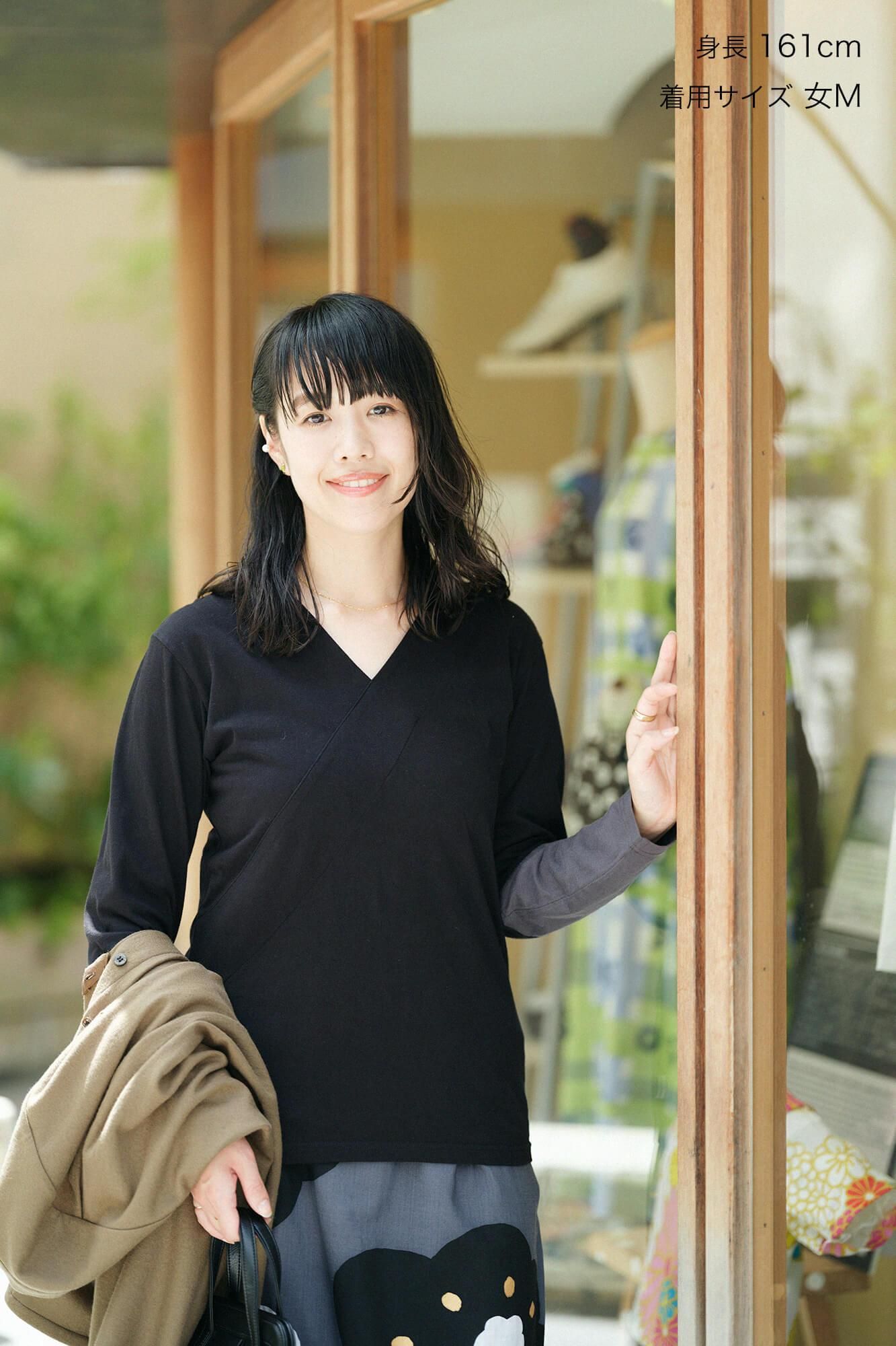 雙色袖V領上衣30號單線/jiban/黑色×鉛色