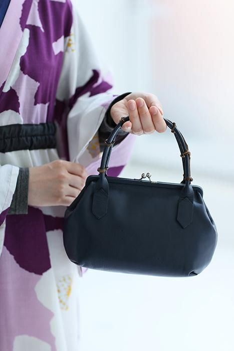 SOU・SOU×Y'SACCS Wisteria Vine Clasp Bag
/ Dark Blue×Chrysanthemum