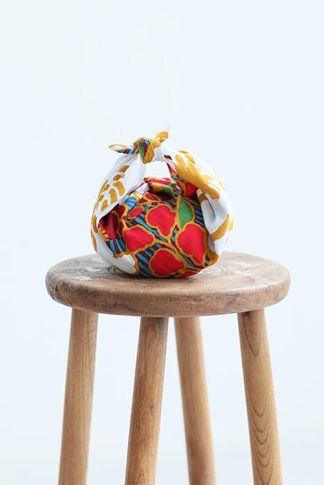 Isemomen Cotton Textile Handkerchief / Luxurious