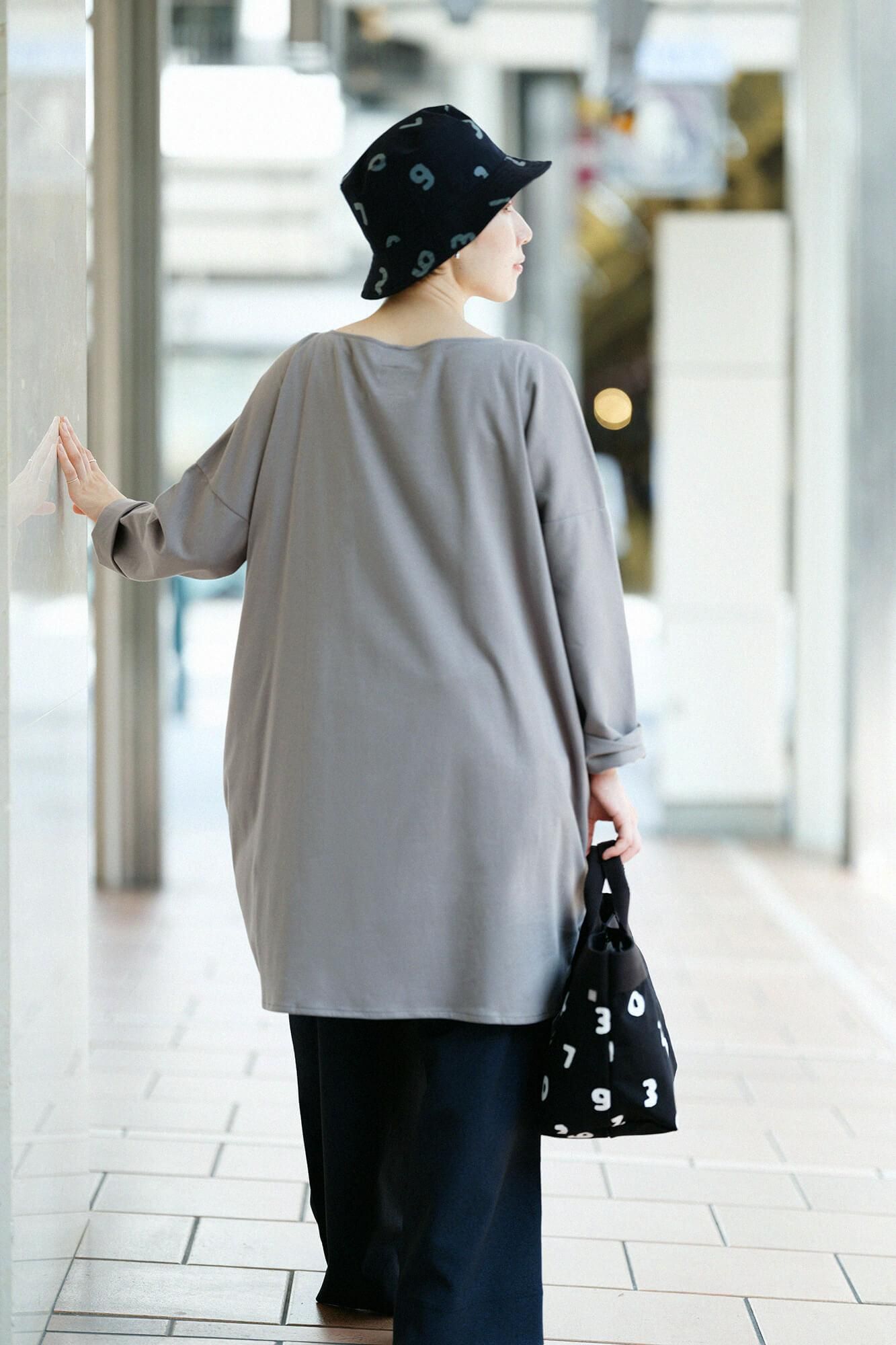 펀치 로마 보트 목이 긴 소매튜닉/ 마우스 색상