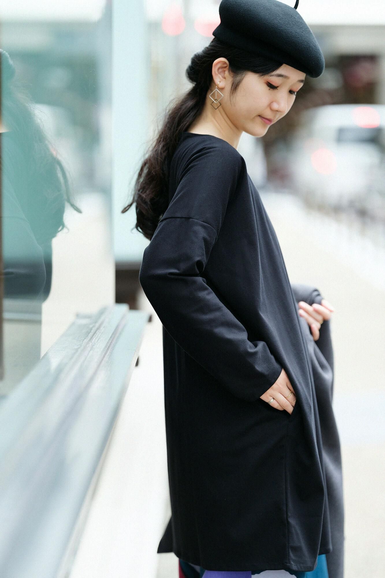 羅紋針織布 船領 長袖長版上衣/黑色