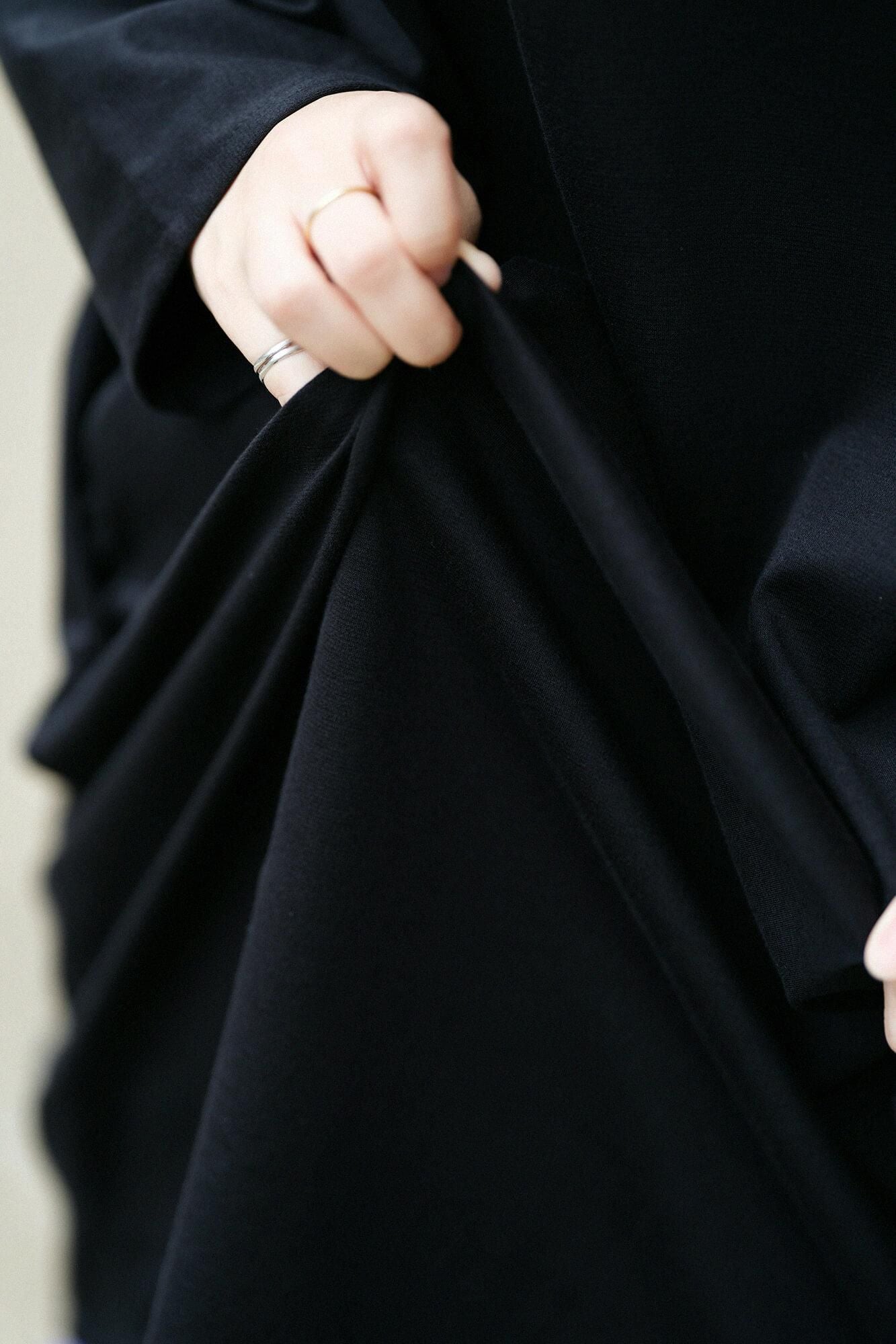 羅紋針織布 船領 長袖長版上衣/黑色