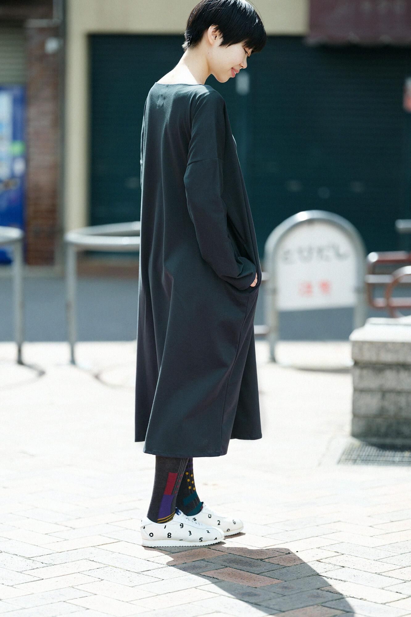 펀치 로마 보트 목이 긴 소매원피스/짙은 초록색