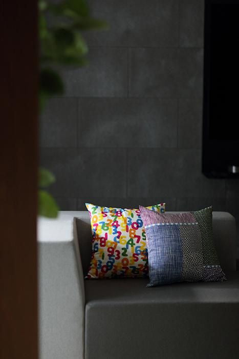 平織り21番手 クッション(座布団)カバー/間がさね 川縁(かわべり)【※お届けに約3週間】