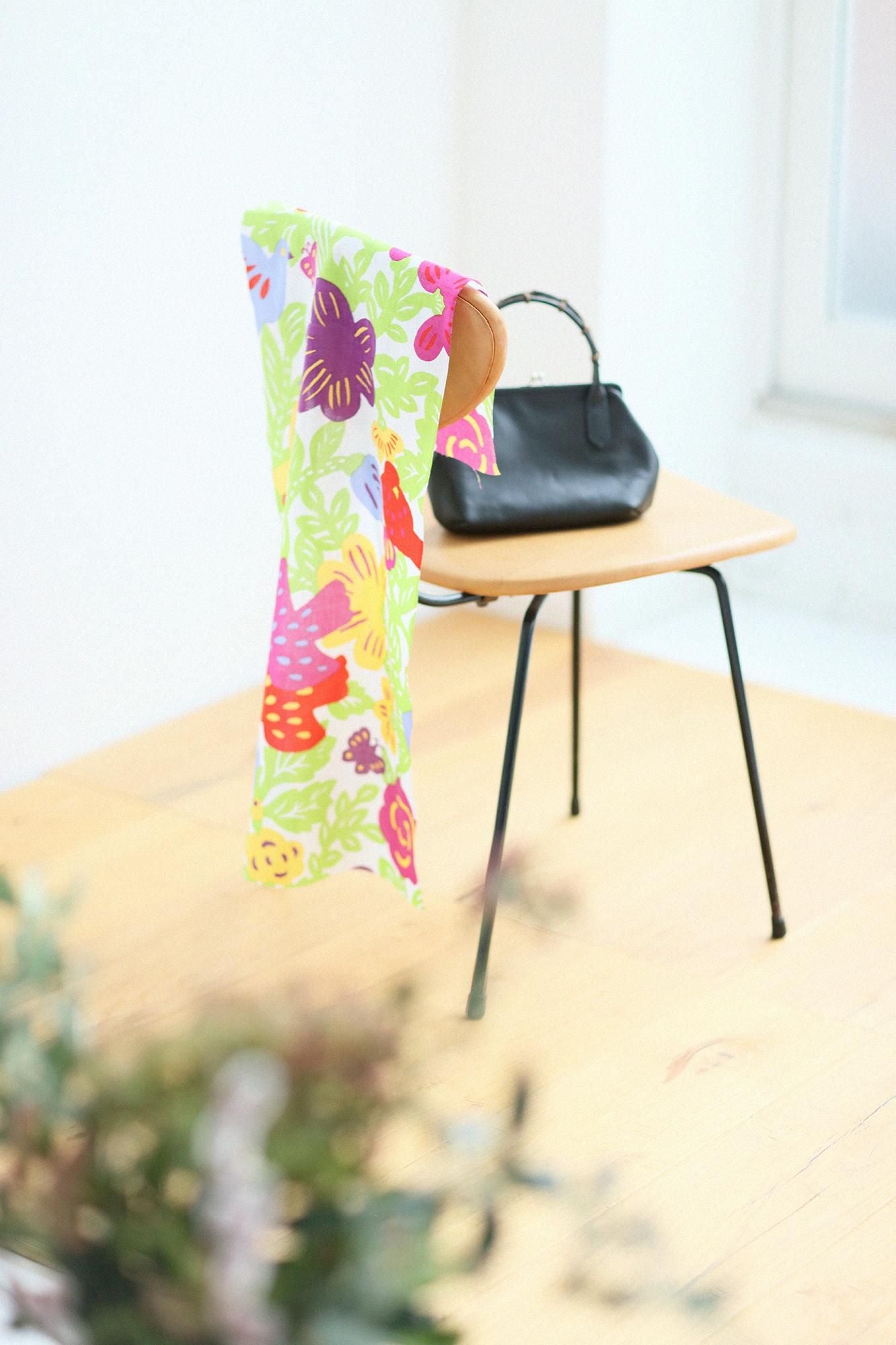 Isemomen Cotton Textile Handkerchief / Bird